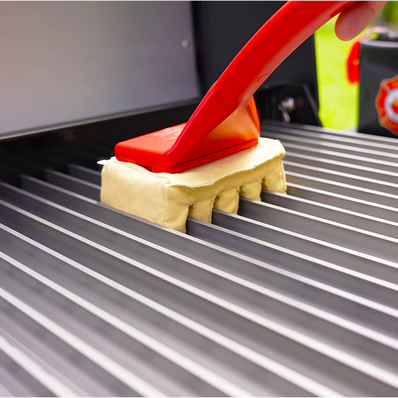 Just For Me: Grill Grate Brush with Cleaning Head - Image 8